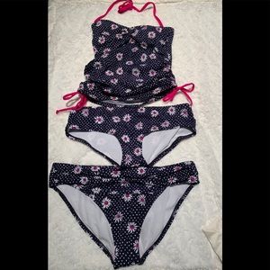 Delia’s Swim Lot!!